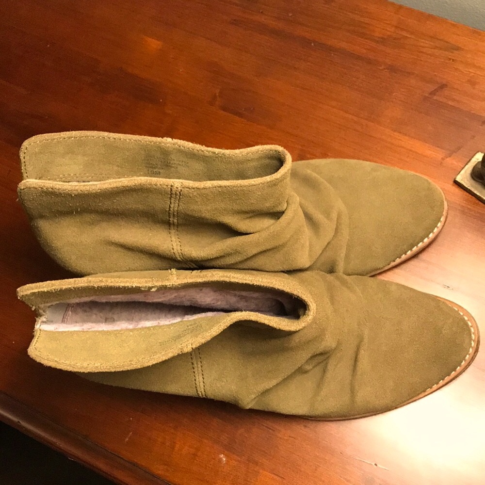 SPLENDID Reseda Genuine Suede Slouch Heeled Booties - Picture 5 of 10